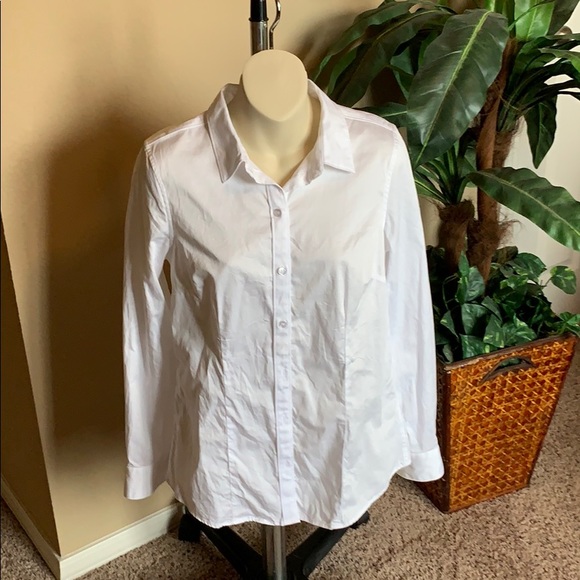 Essential stretch button up - Picture 2 of 2